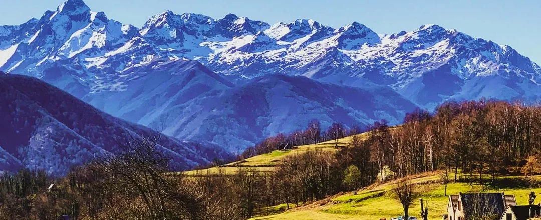 Vue su rle mont Valier depuis le site des granges de Cominac